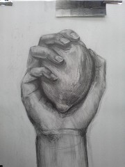 レモンを持っている手